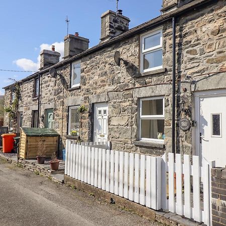 Villa 2 White Street Penmachno Exterior foto